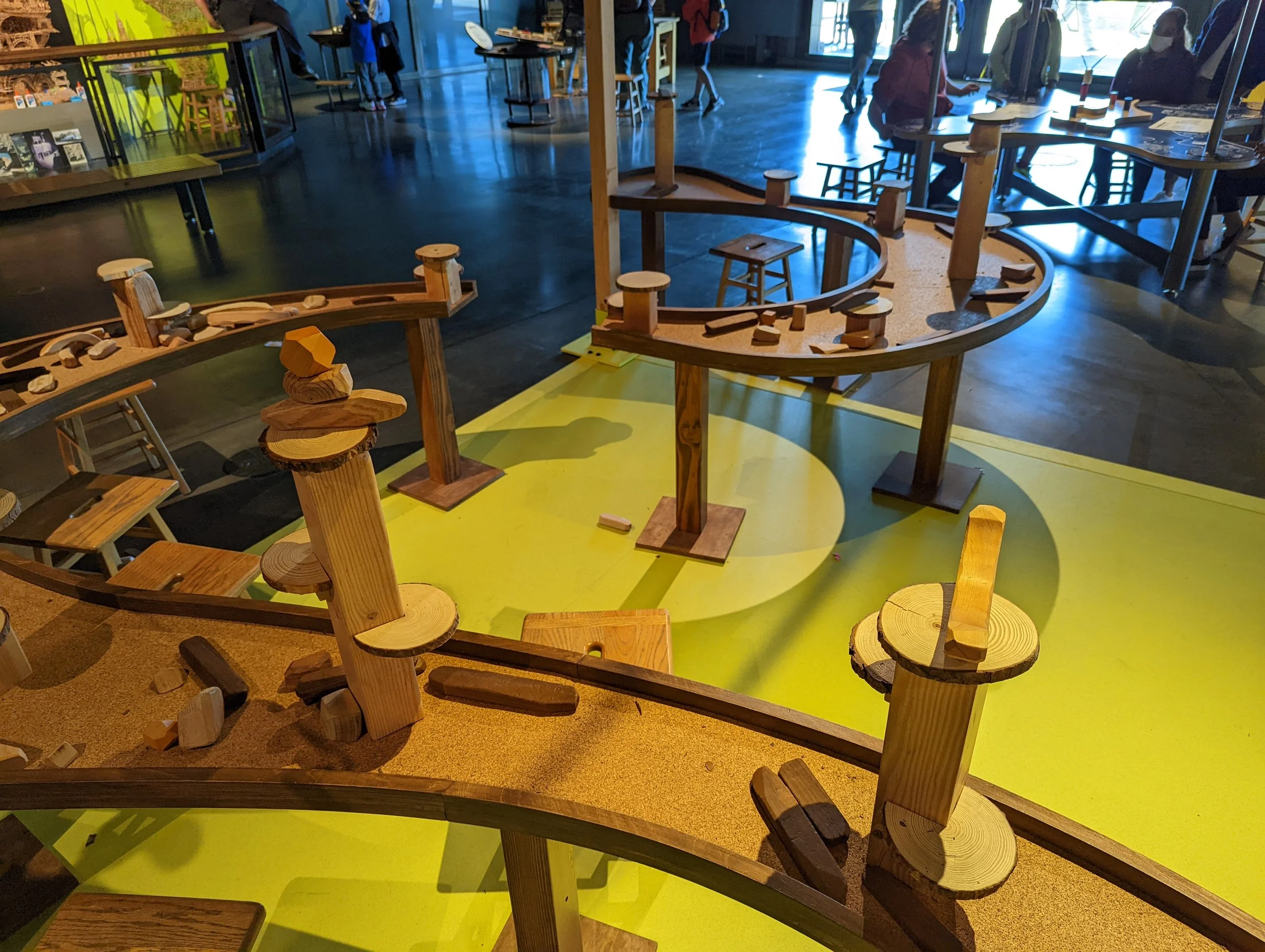 Cairn River Table